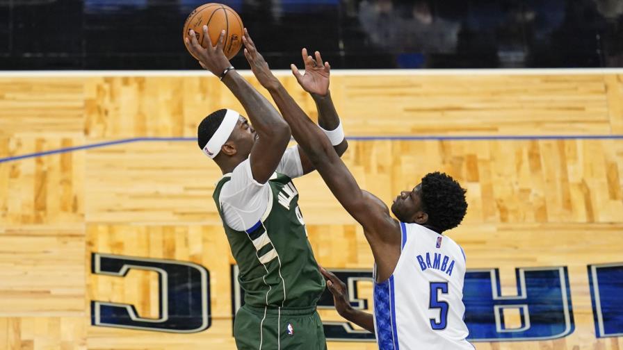 Bucks arrollan 124-87 al Magic para romper mala racha