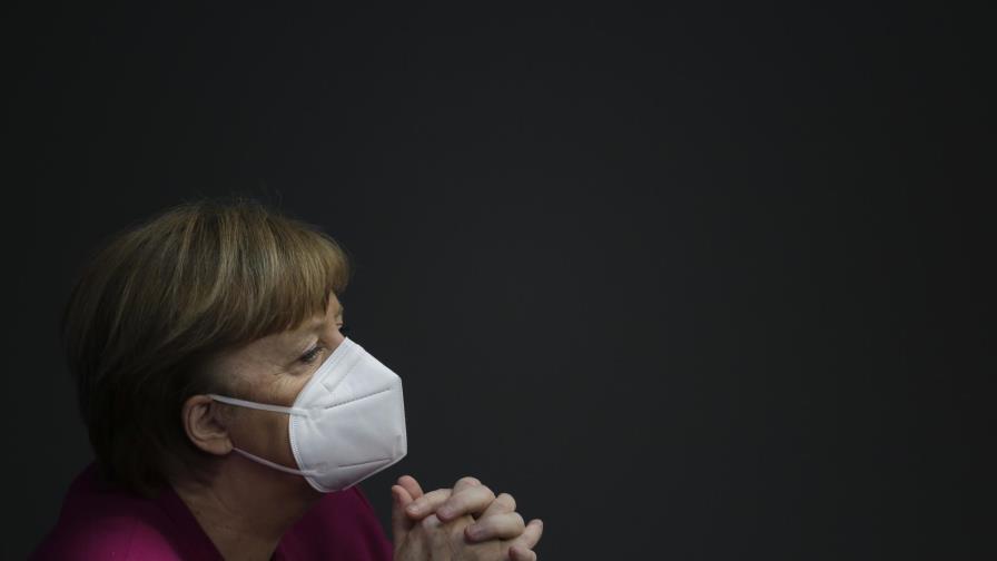 Líderes UE afrontan más contagios y problemas con vacunas
