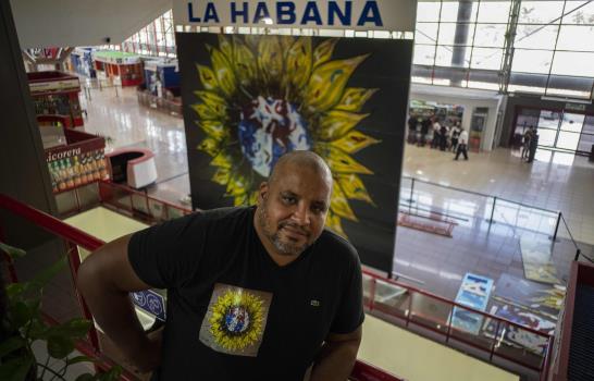 Cuba: aeropuerto se prepara para reapertura con mural Cuba: aeropuerto se prepara para reapertura con mural