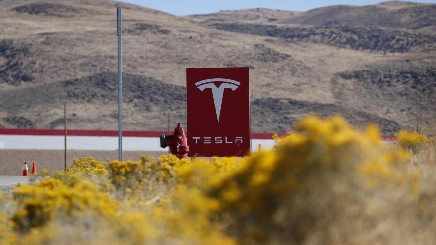 Ruso admite plan de ciberataque a Tesla