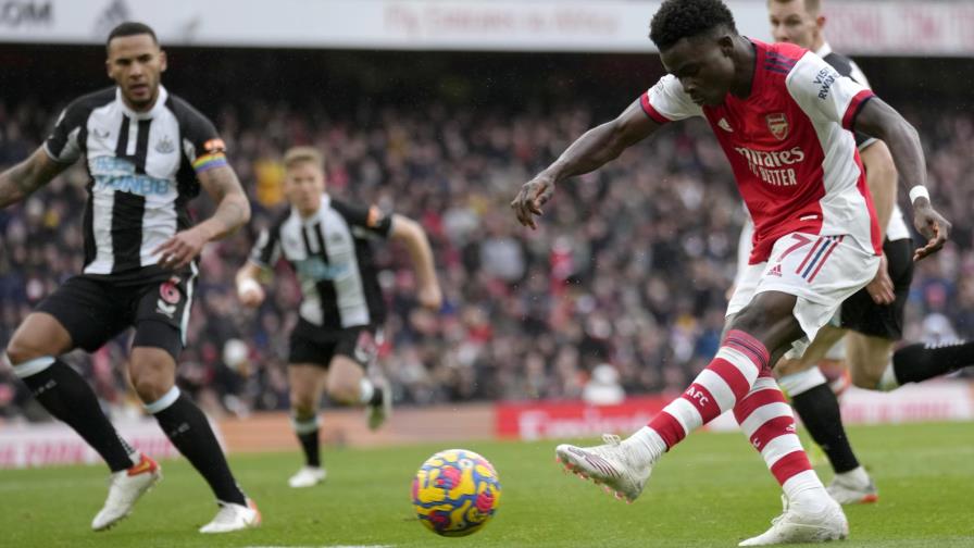 Newcastle prolonga racha sin triunfos en la Liga Premier