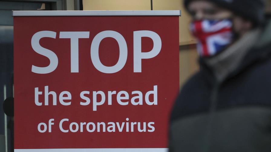 Inglaterra inicia 3ra cuarentena; durará al menos 6 semanas