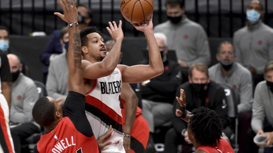 VIDEO | Blazers ganan a Raptors con canasta de McCollum