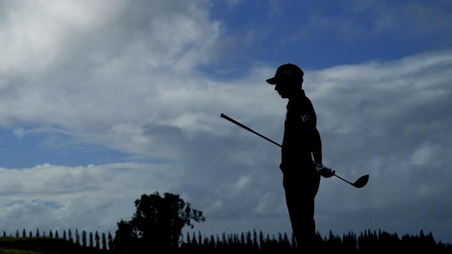 Schauffele lidera en Kapalua; Niemann cae a 2do sitio