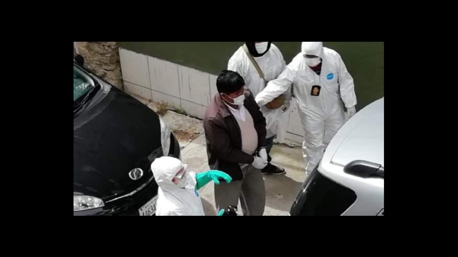 Aprehenden a un alcalde en Bolivia por permitir una fiesta en cuarentena