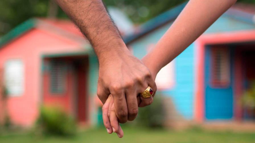 Parlacen aprueba resolución que eleva a 18 años edad mínima para matrimonio Parlacen aprueba resolución que eleva a 18 años edad mínima para matrimonio