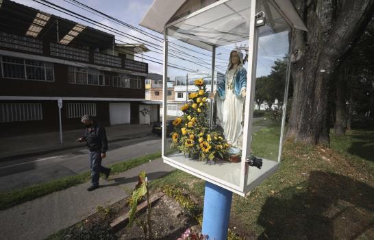 Larga cuarentena genera ansiedad y depresión en Colombia Larga cuarentena genera ansiedad y depresión en Colombia