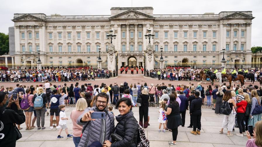 Reino Unido listo para vacunar a jóvenes de 12 a 15 años