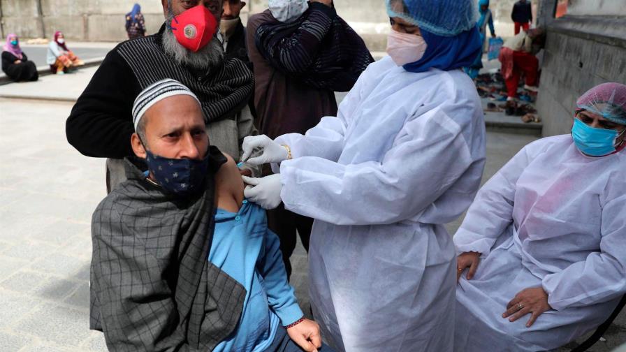 Mueren 22 pacientes de covid en India al cortarse el suministro de oxígeno