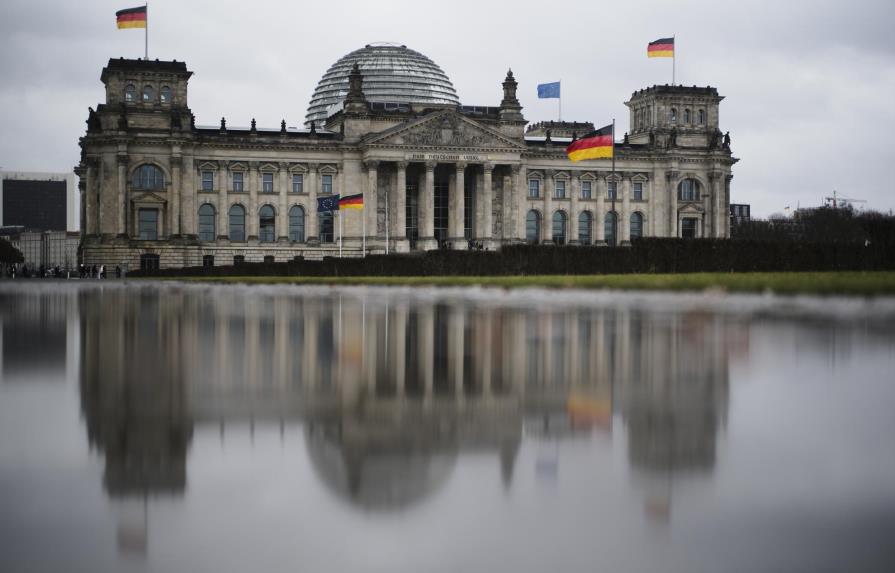 Acusan a un alemán de entregar a Rusia planos del parlamento