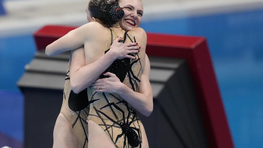 Rusa Romashina bate récord en sincronizado con su sexto oro