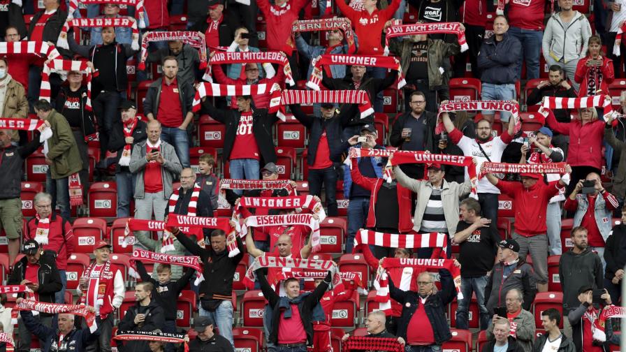 Union Berlin recibe a 4.000 hinchas en amistoso