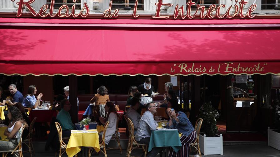 De París a Bangkok, restaurantes reciben comensales otra vez De París a Bangkok, restaurantes reciben comensales otra vez