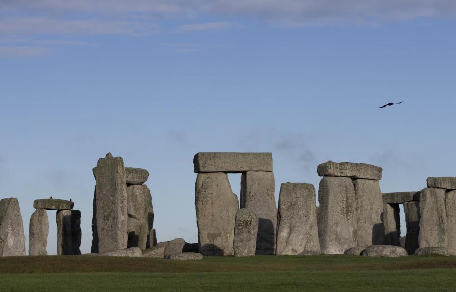 Cierran Stonehenge por “intrusión masiva” de manifestantes