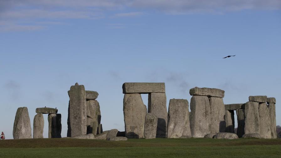 Cierran Stonehenge por “intrusión masiva” de manifestantes