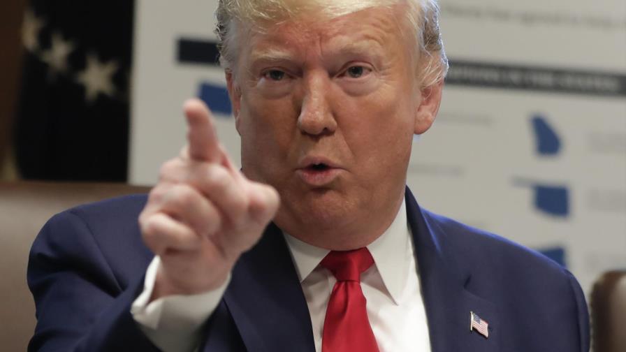 Trump critica a republicanos por falta de unidad