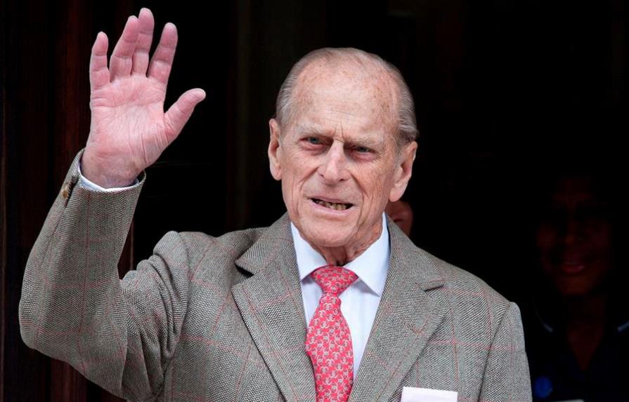 Fallece el príncipe de Edimburgo a los 99 años, esposo de la reina Isabel
