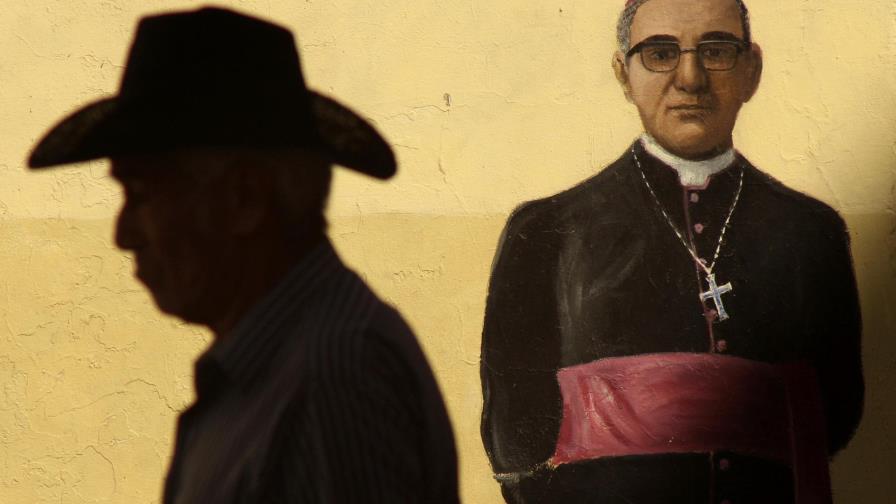Papa abre paso a beatificación de mártir salvadoreño Grande Papa abre paso a beatificación de mártir salvadoreño Grande
