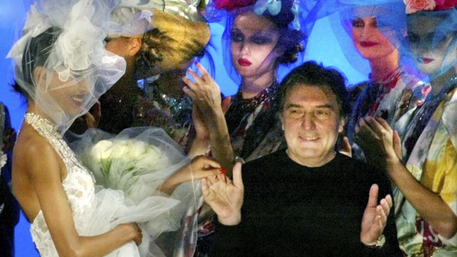 Muere diseñador francés Emanuel Ungaro a los 86 años