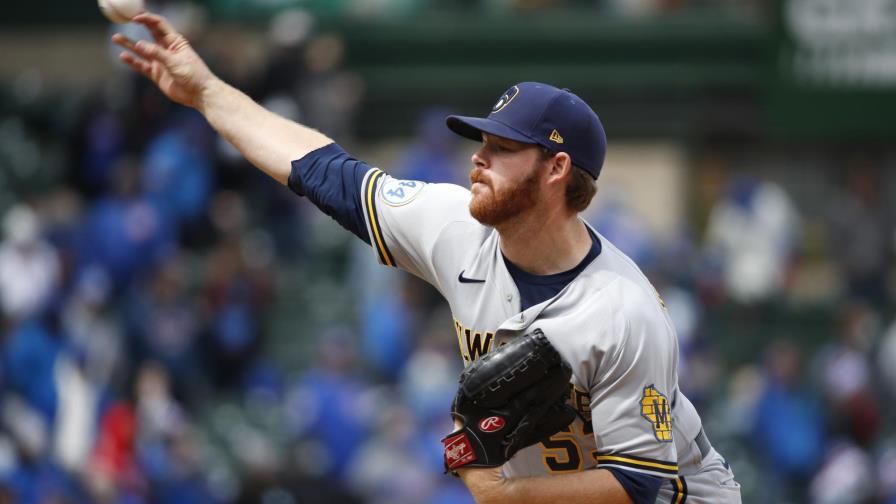 Woodruff domina a los Cachorros en triunfo de Cerveceros