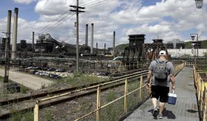Productora de acero US Steel amenaza con cierres si fracasa su compra, en plena campaña en EEUU