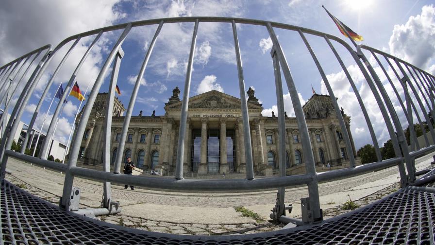 Alemania considera prohibir protestas contra restricciones