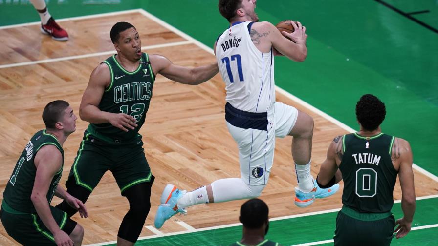 Con 36 puntos de Doncic, Mavericks vencen a Celtics