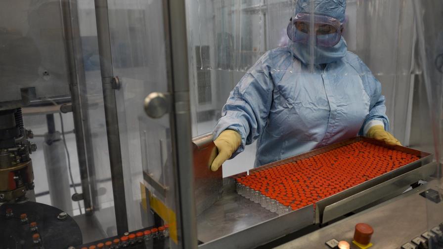 Agobiada por COVID-19, Cuba vuelve a imponer aislamiento Agobiada por COVID-19, Cuba vuelve a imponer aislamiento