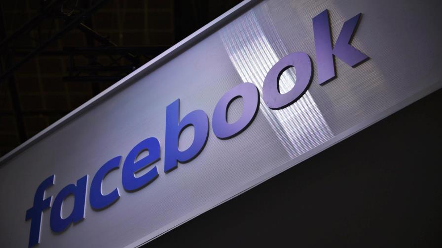 Facebook elimina la página del canal público de televisión de Birmania Facebook elimina la página del canal público de televisión de Birmania