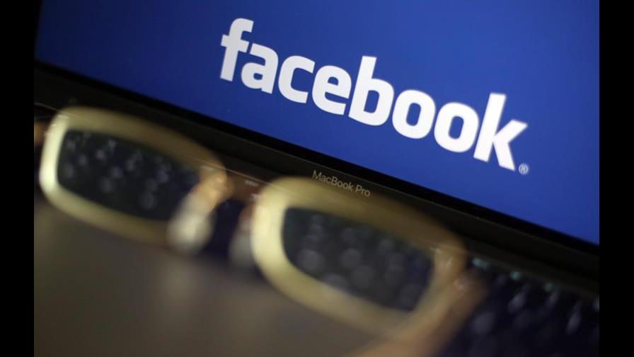 Facebook veta a organizaciones e individuos británicos de extrema derecha