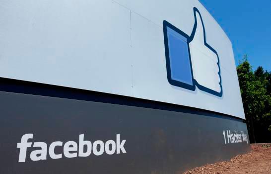  Facebook contratará periodistas, ¿una buena noticia para los medios en crisis?