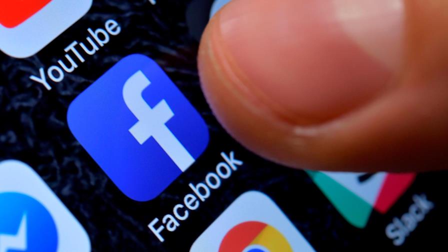 Facebook se une a Microsoft en las críticas a Apple por abuso en la App Store