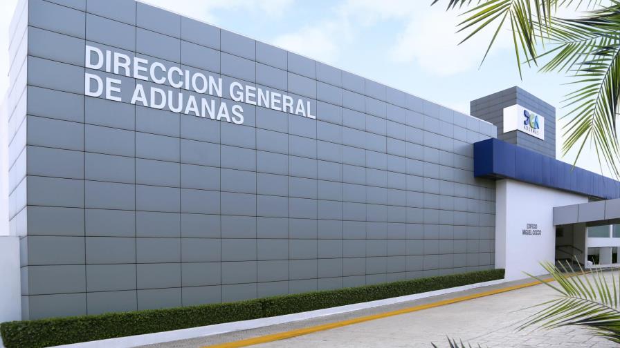 Recaudaciones de Aduanas crecieron un 23.7 % en febrero