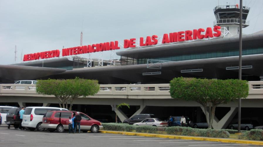 Dos vuelos con dominicanos varados en Estados Unidos llegaron la semana pasada a RD