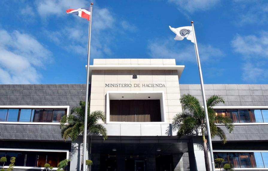Standard & Poor’s pone en negativa la perspectiva a largo plazo de la deuda dominicana