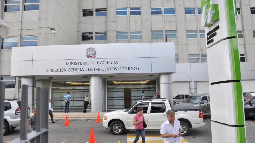 Ministro Donald Guerrero dice: “Se cumplieron metas de recaudaciones” Ministro Donald Guerrero dice: “Se cumplieron metas de recaudaciones”