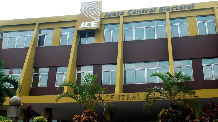 Gobierno responde hoy a la JCE sobre dinero de los partidos