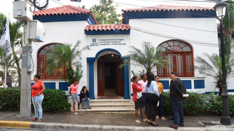 Fiscalía de Santiago pedirá que se quite custodia de hermanitas a madre de Yaneisy