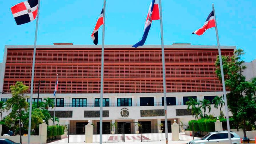 Funcionarios piden a legisladores aprobar las tres causales del aborto