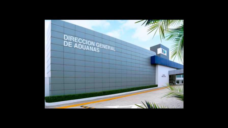 Aduanas estima un aumento de 13% en las recaudaciones de 2021