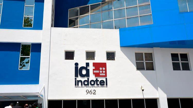 Indotel clausura 13 revendedores ilegales de internet 