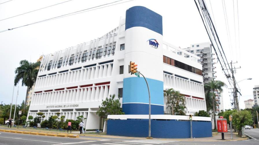 Declararían dominio público terrenos para otorgar títulos propiedad viviendas en SDN