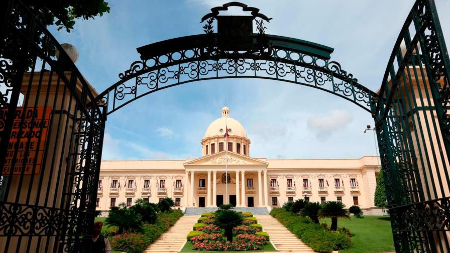 Gobierno busca central de medios para distribuir publicidad de la Presidencia