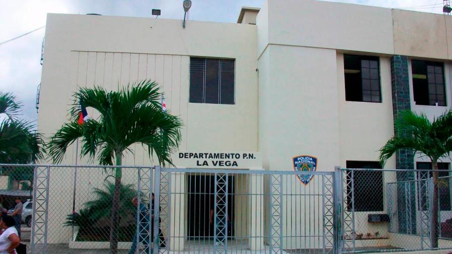 Doce reclusos de cárcel preventiva en La Vega dan positivo al COVID-19