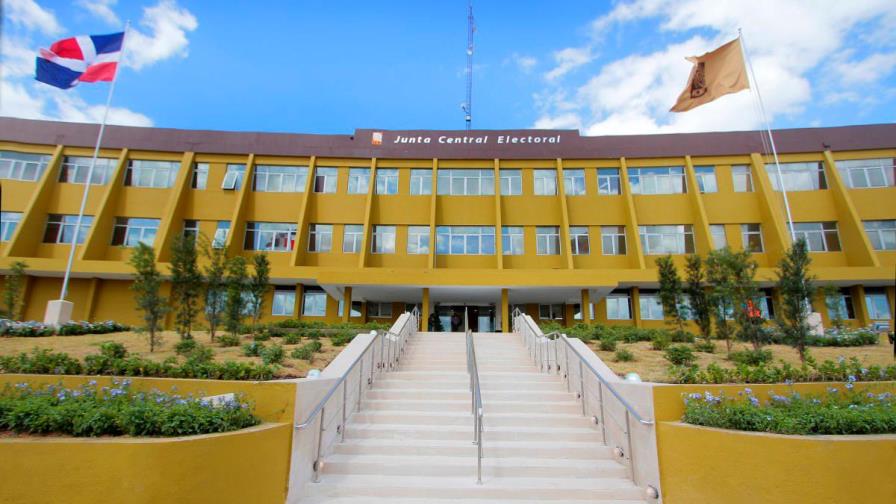 Personal que laboró en elecciones tendrá que devolver dinero de viático y hospedaje