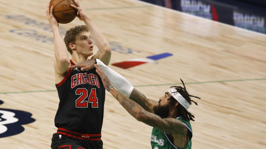Bulls vencen 117-110 a unos diezmados Mavericks