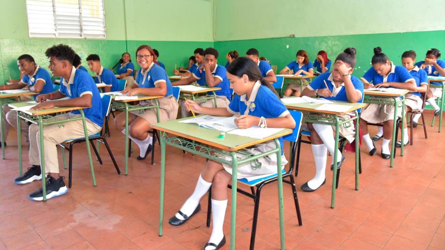 Educación llama a tercera convocatoria de pruebas nacionales 