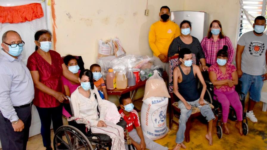 Comedores Económicos ayuda a familia con miembros enfermos en Villa Riva