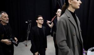 Christian Siriano despide la semana de la moda de Nueva York desde su jardín