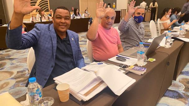 Termina estudio del Código Penal; eliminan eximente por disciplina violenta a niños